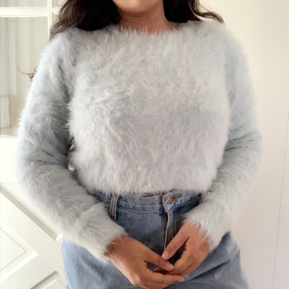 Kendall & Kylie alight Blue Fuzzy Cropped Sweater